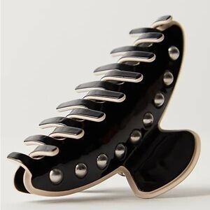 NWT Free People Larkin Studded Claw Clip Black/Cream or Cream/ Black
